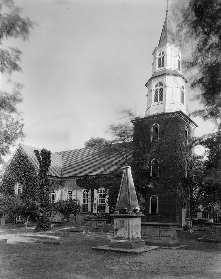 Bruton Parish Church and churchyard in Williamsburg, Virginia, photographed in the 1930s.